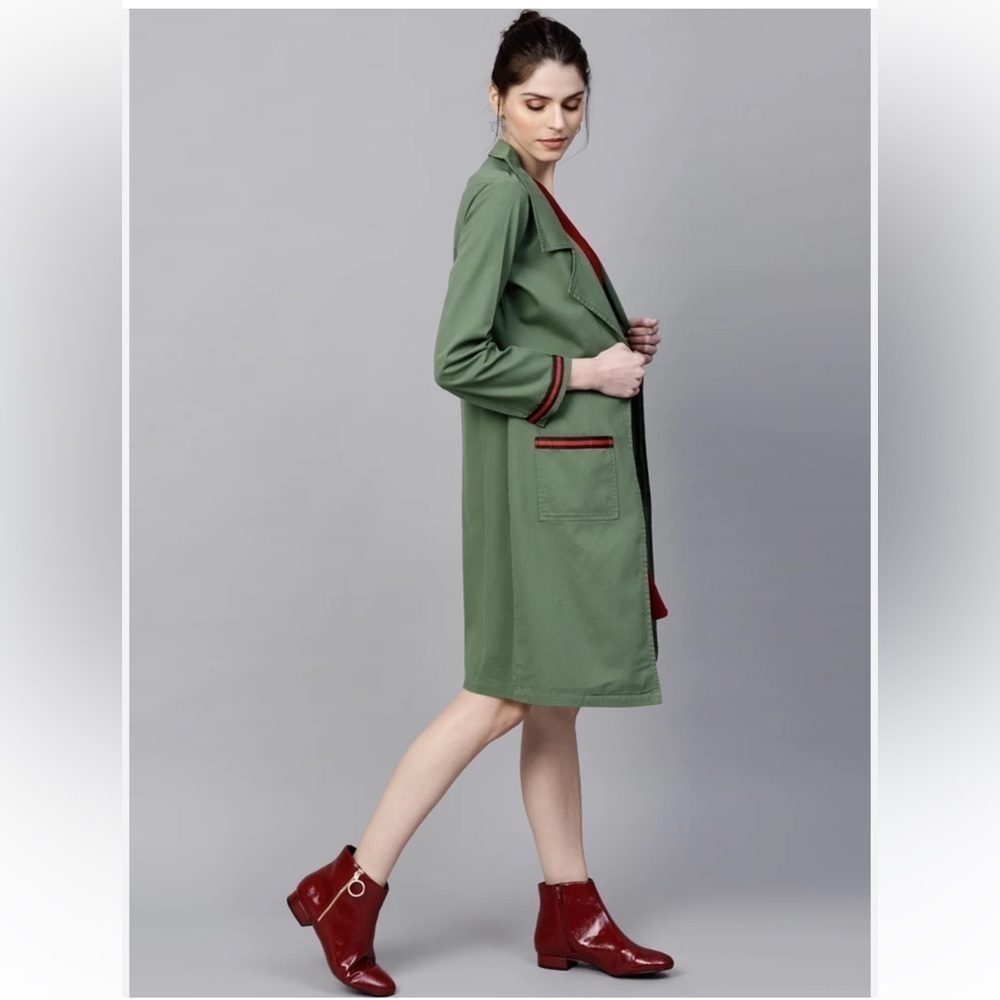 SASSAFRAS Women Longline Full Sleeve Green Shrug open jacket coat medium